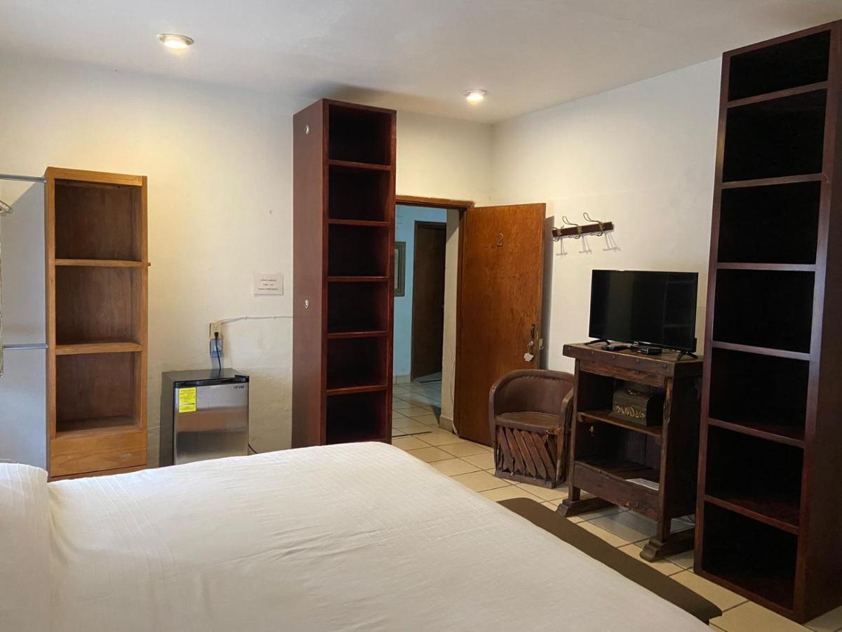 Meson Don Quijote Appartement Ajijic Buitenkant foto